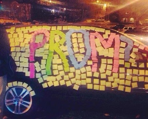 One of the 15 ways to ask a girl to prom using sticky notes