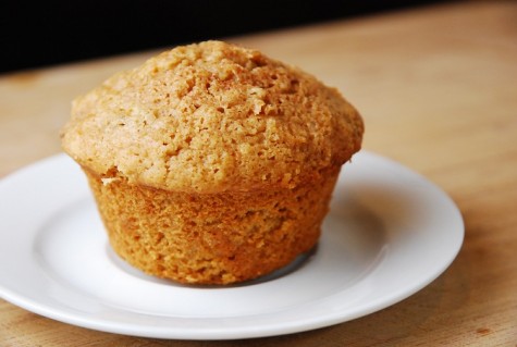 applesauce-oatmeal-muffins