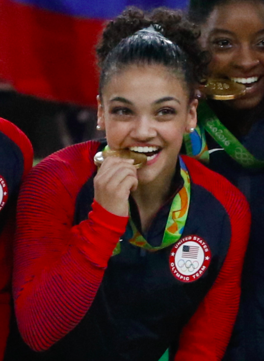 Laurie Hernandez makes comeback after four year absence
