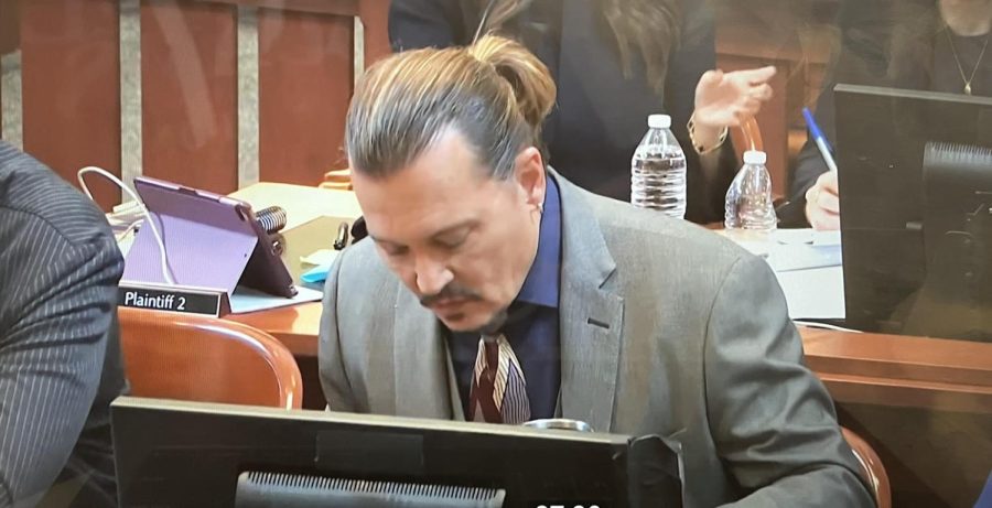 Johnny Depp and Amber Heard continue to testify in court