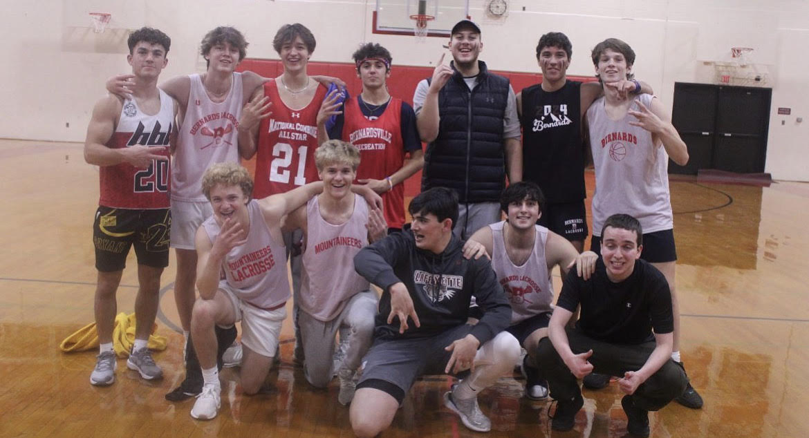 Annual Dodgeball tournament fields 22 teams – The Crimson