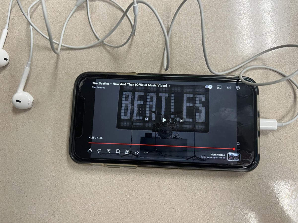 The final shot in the music video to the Beatles' "Now and Then" on Youtube.
