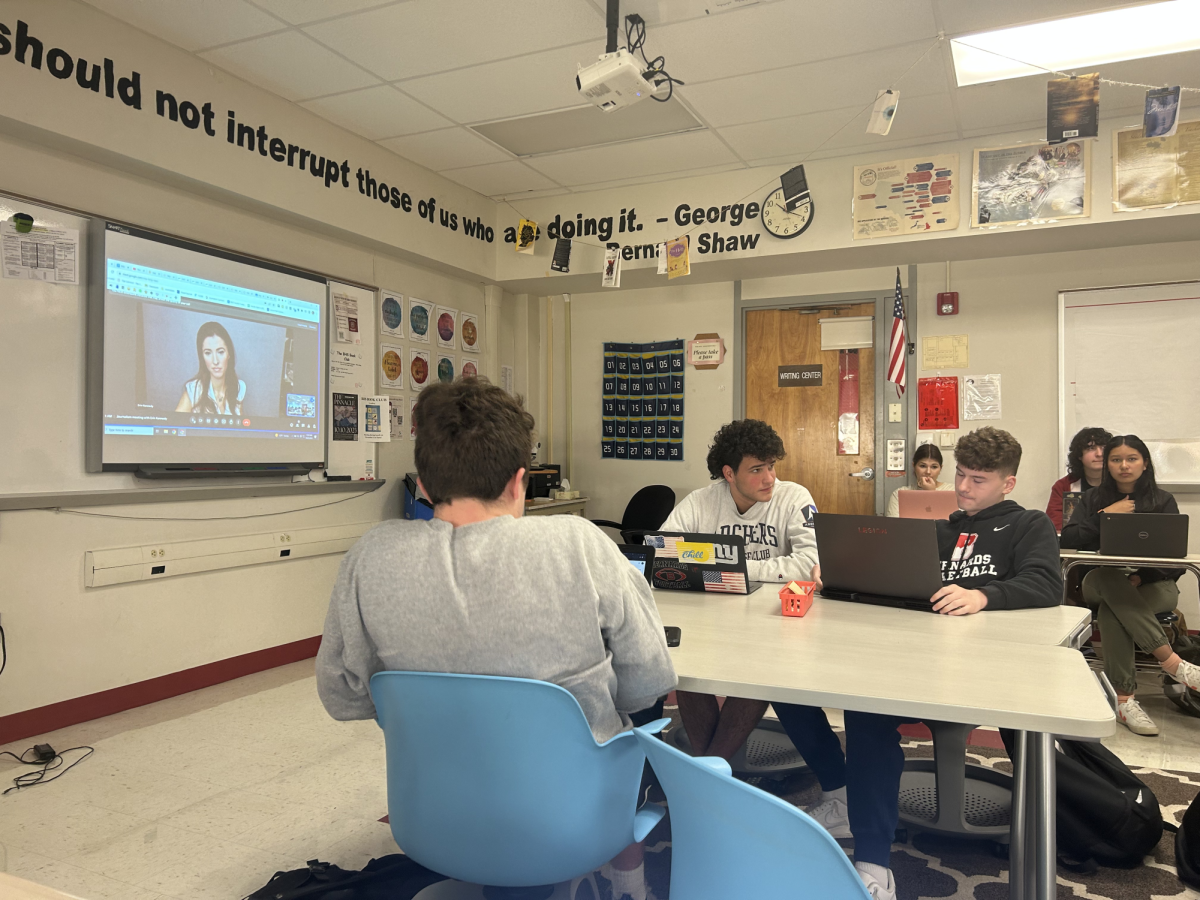 The BHS Crimson journalism class interviews news reporter Erin Kennedy. 