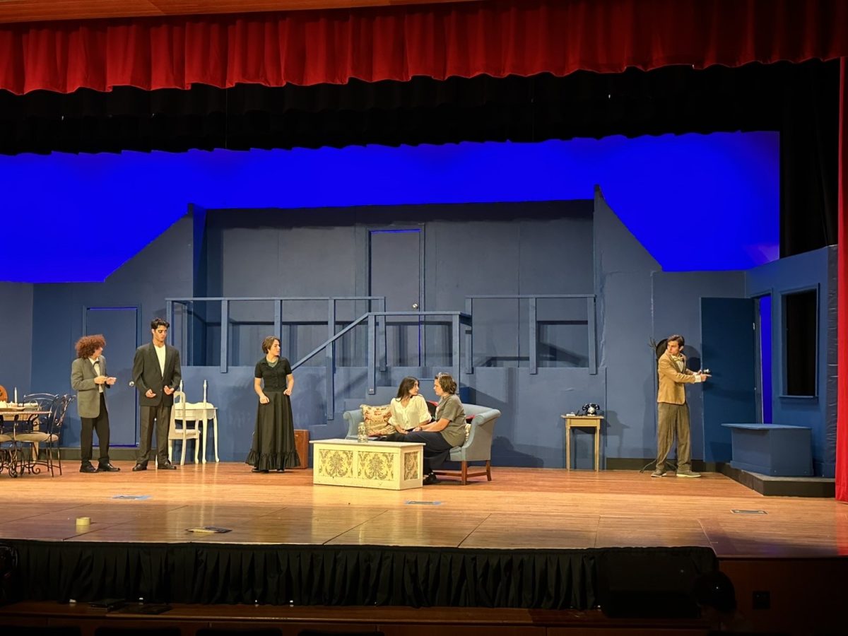 Dan puts on a fantastic performance during the fall play. 