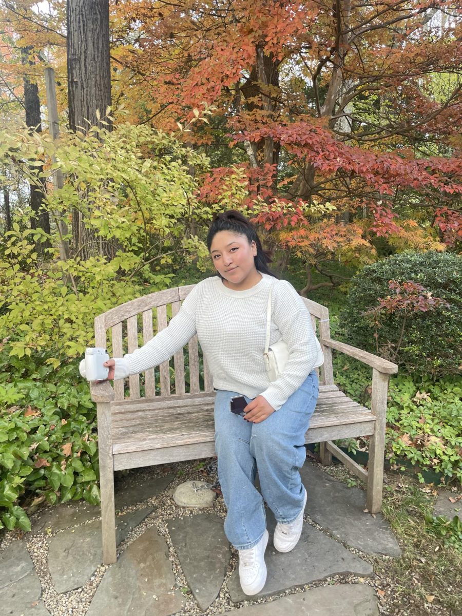 Adaneli posed for a photo for the every day hero award. 